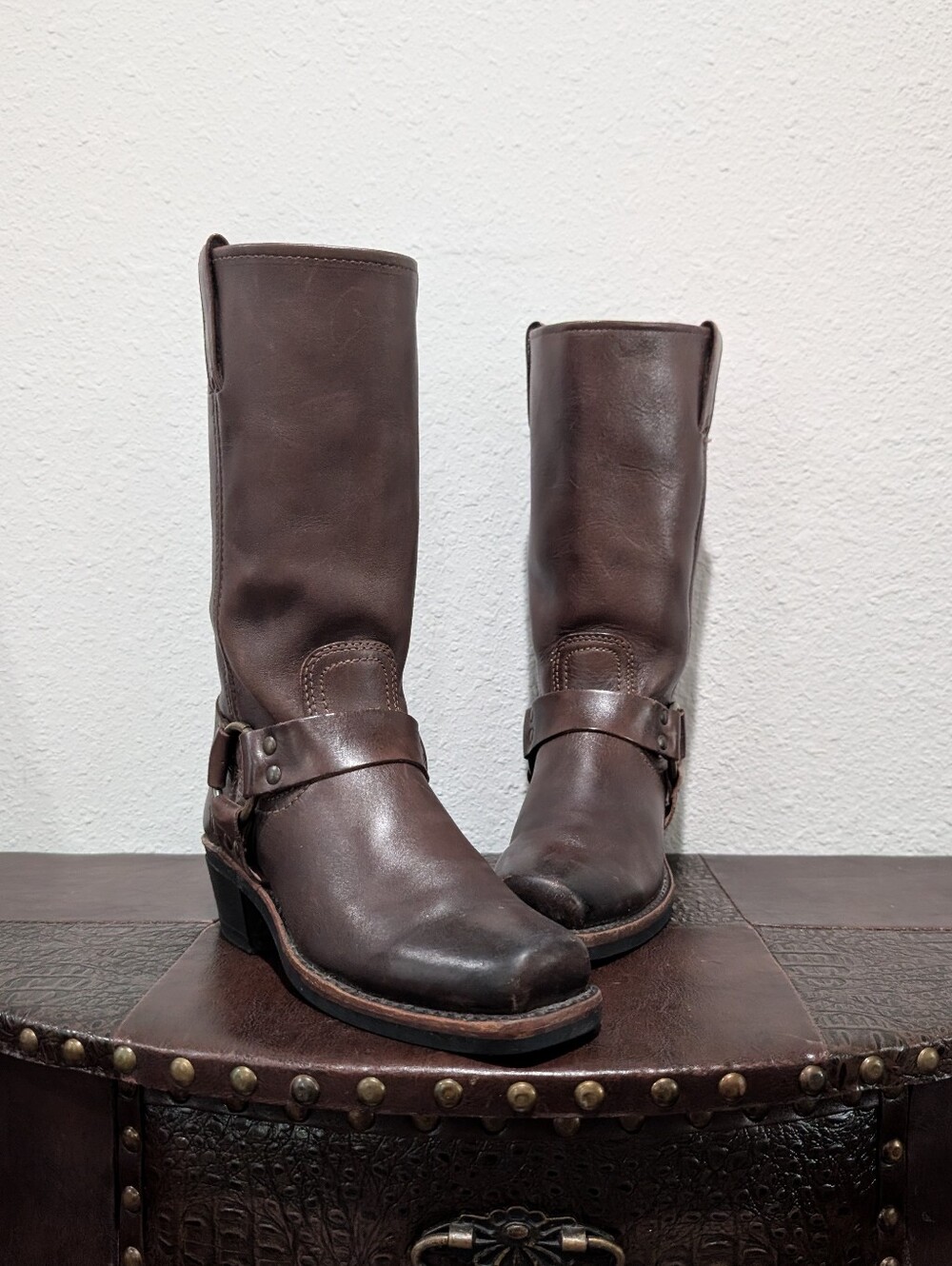 Frye Harness 12R Chocolate Brown Leather Boots Women's Size 6.5 M - Made in USA - Picture 2 of 15